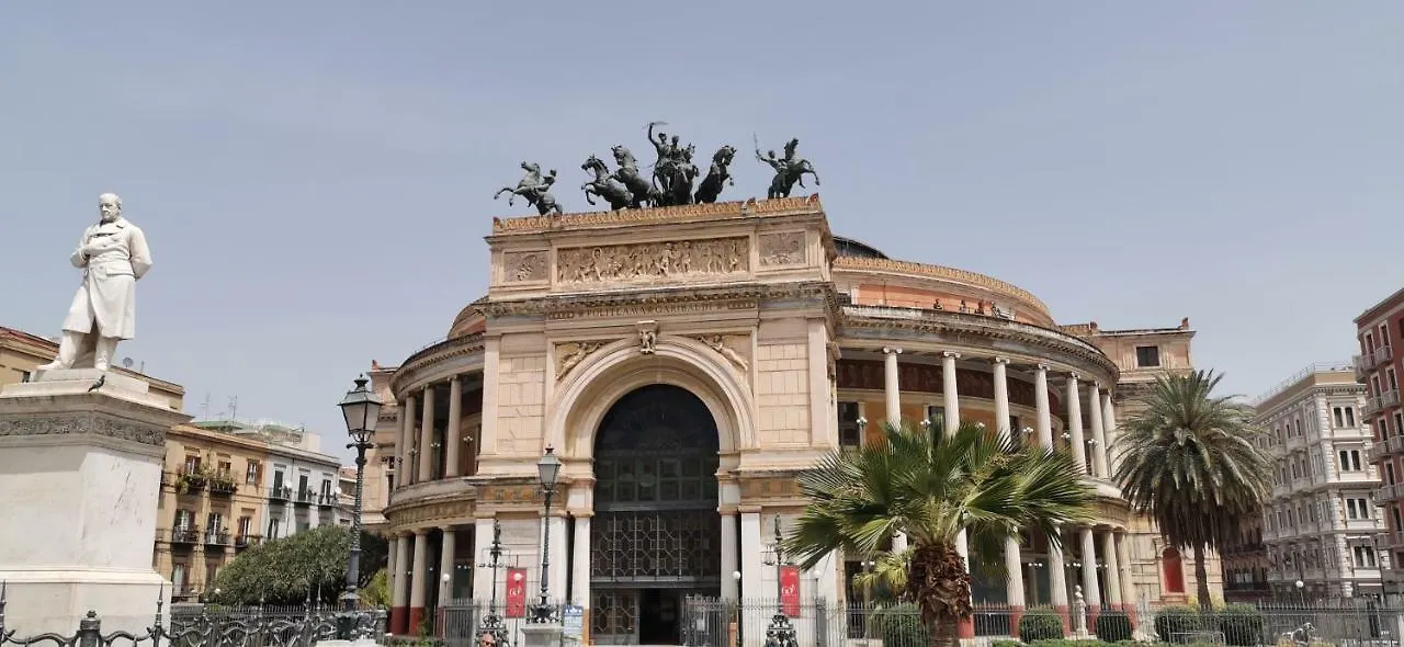 La Chiostrina in centro Appartamento Palermo 0*,